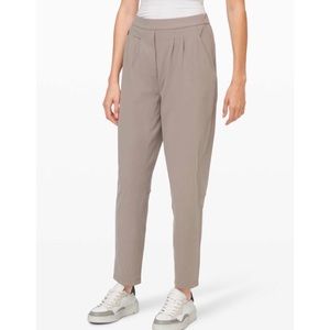 Lululemon Essential High-Rise Trouser Carbon Dust